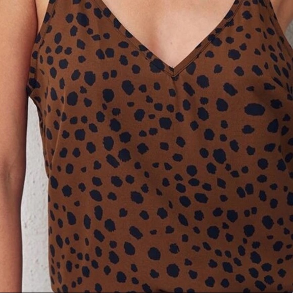 🔥2for$25🔥Double V leopard print blouse - Picture 4 of 8